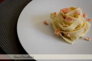 Homemade tagliatelle with cream and salmon