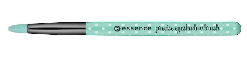 make me pretty Pretty Essence Precise Eyeshadow Brush