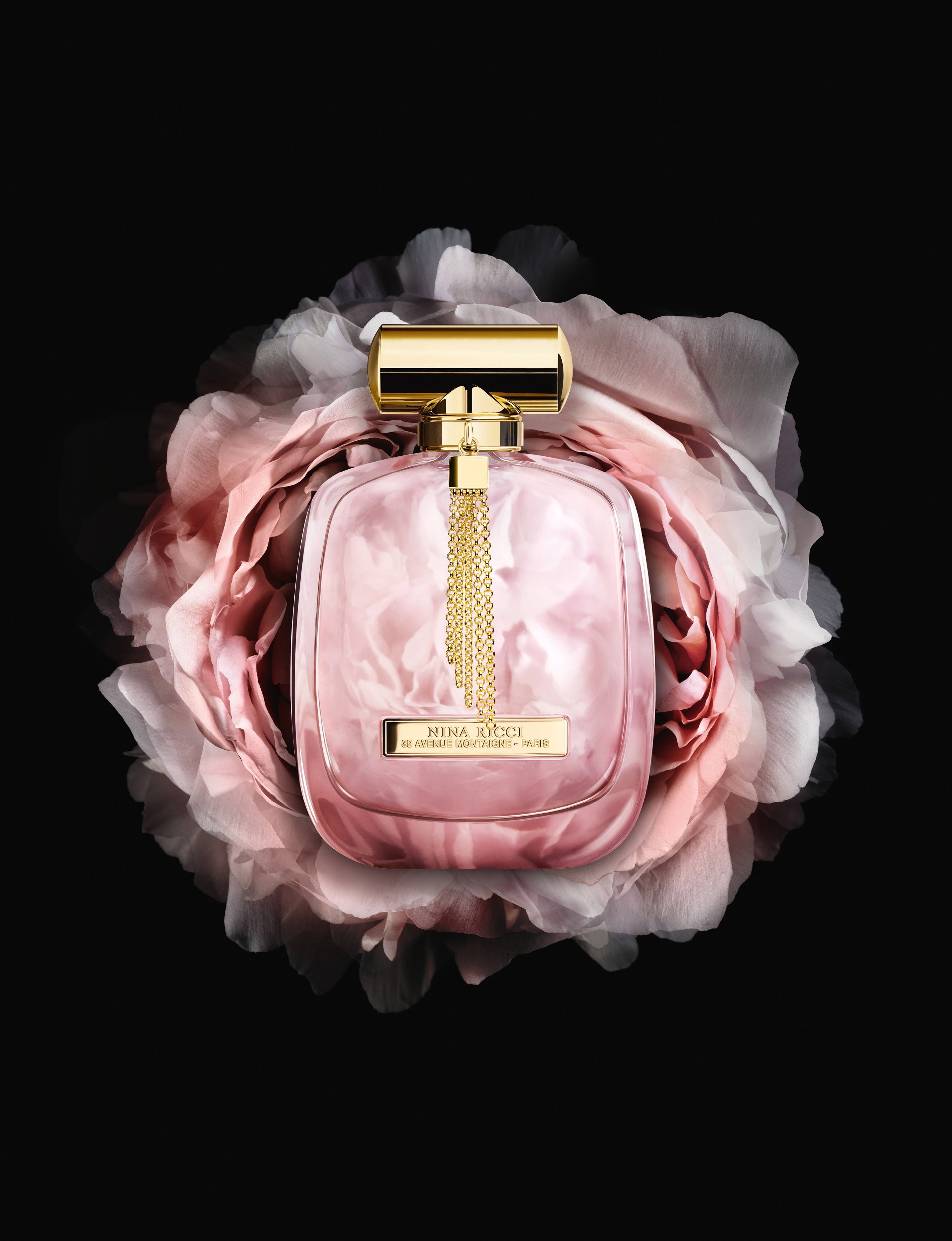 l'extase-caresse-de-roses-nina-ricci-2