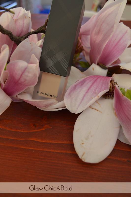 Foundation Ochre Nude n°12 Burberry