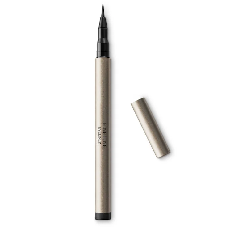 Eyeliner Holiday Collection by Kiko
