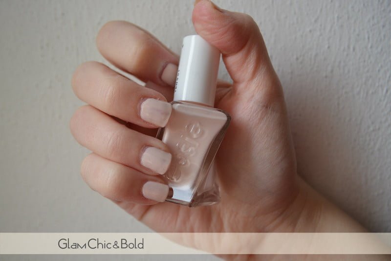 435 Lace Me Up Essie Ballet Nudes