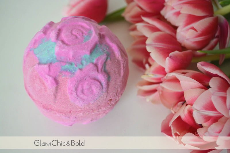 Rose bombshell Lush