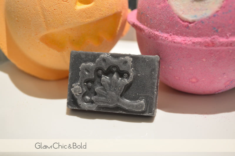 Black Rose Solid Scrub