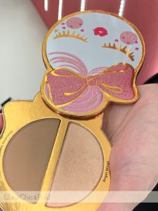 Let it snow, girl - Too Faced